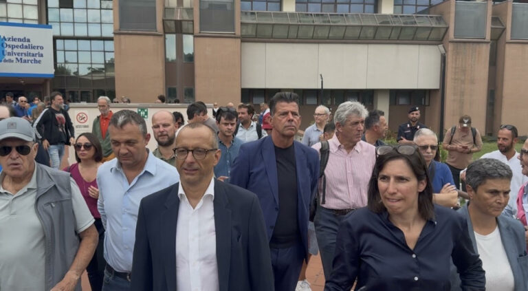 Schlein e Ricci al Torrette: “Sanità marchigiana in crisi, allarme salute mentale nei giovani”