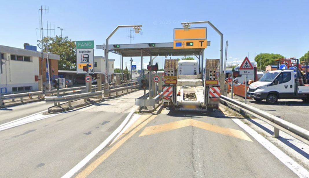 casello autostrada fano