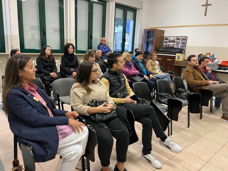Lupo sempre più presente a Tavullia e Pesaro, incontro con l’esperto Manente: «Non è pericoloso per l’uomo»