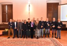 Pesaro – Premiati agenti e funzionari della Polizia di Stato: cerimonia con Prefetto e Questore