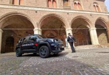 Fabriano, truffano una 88enne: due giovani arrestati in flagranza