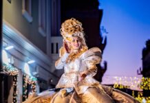 Fano accende il Natale: domani l’illuminazione dei tre alberi in centro