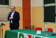 Ricci richiama all’unità, Bomprezzi resta al timone: il PD Marche prepara la ripartenza