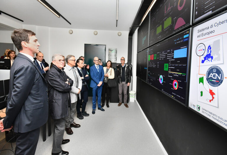 Cybersecurity, Marche apripista: firmato il protocollo e inaugurato il primo centro regionale anti-attacchi informatici