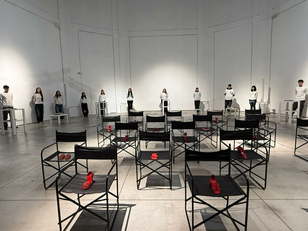 Flash mob e mostra Mengaroni (7)