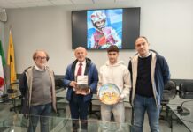 Vallefoglia: accolta in Comune Nathan Mariani, giovane promessa del motocross e campione regionale