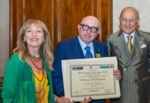 Onelio Fratesi premiato “Marchigiano dell’Anno” al Senato