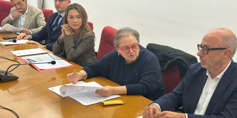 Marche in ‘Zona Economica Speciale’, il PD: «Rivedere la carta degli aiuti». In provincia di Pesaro-Urbino presenti solo due Comuni  (VIDEO)