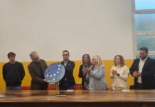 Fano – Consegna del mosaico dedicato a Benedetta Vitali e presentazione delle iniziative educative 2025