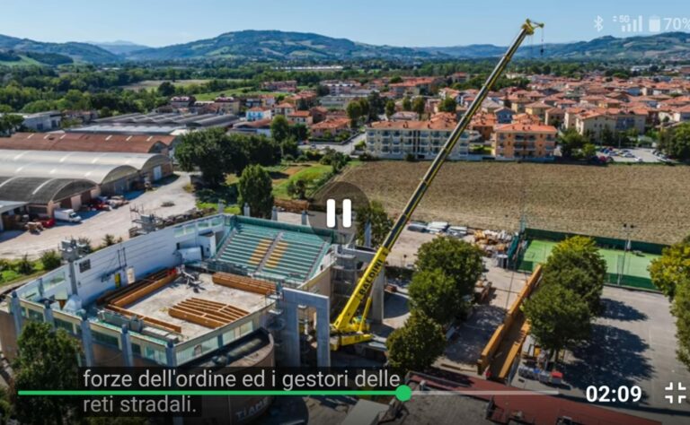 Paladionigi di Vallefoglia, pronta la maxi-trave da 40 metri: verso la chiusura del nuovo impianto