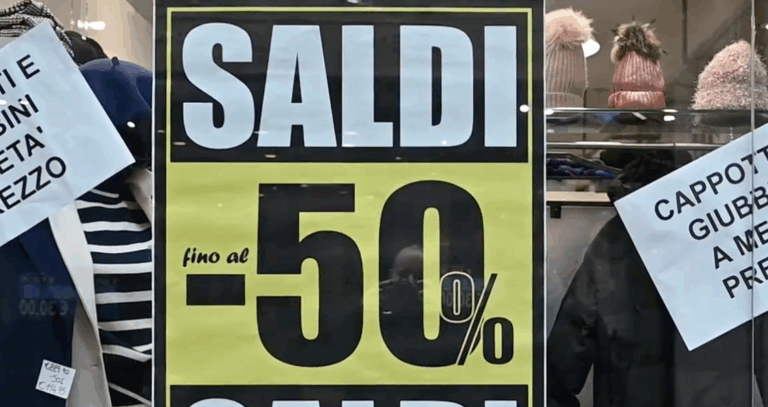Marche, fissate le date dei saldi 2026: invernali dal 3 gennaio, estivi dal 4 luglio