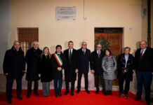 Pesaro celebra Arnaldo Forlani nel centenario della nascita: targa sulla casa natale e intitolazione in Comune