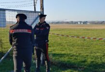 Fano, tragedia durante un lancio di paracadutismo: due morti