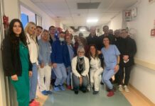 Natale in ospedale: il vescovo Salvucci visita i reparti di Pesaro