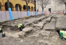 Serfilippi: “Grazie alle archeologhe e agli archeologi. Decisiva la scelta di continuare a scavare in Piazza Costa”
