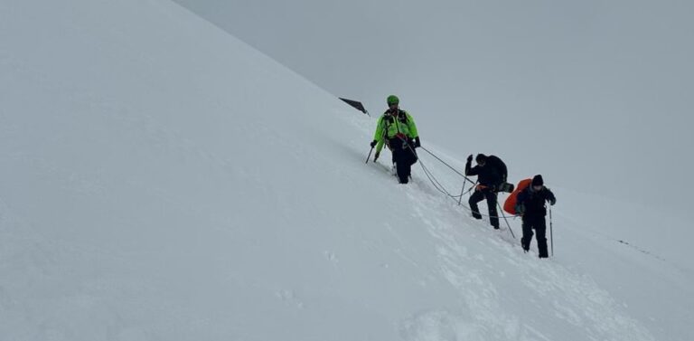 Freddo e neve sui rilievi marchigiani: ecco i consigli del Soccorso Alpino