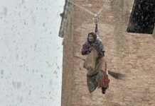 Epifania sotto la neve a Urbania: la Befana incanta nonostante il maltempo