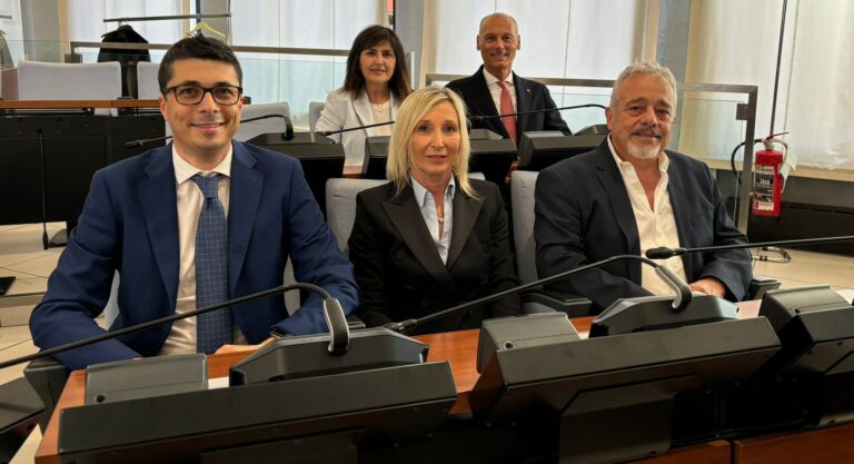 COSMOB, Frenquellucci ancora nel CdA dopo le dimissioni: Fratelli d’Italia Pesaro interroga Biancani