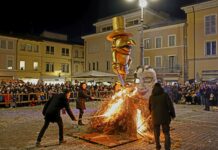 Con il Rogo del Pupo si chiude l’edizione 2026 del Carnevale di Fano
