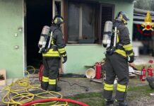Vigili del Fuoco in azione a Montelabbate: incendio in una casa bifamiliare