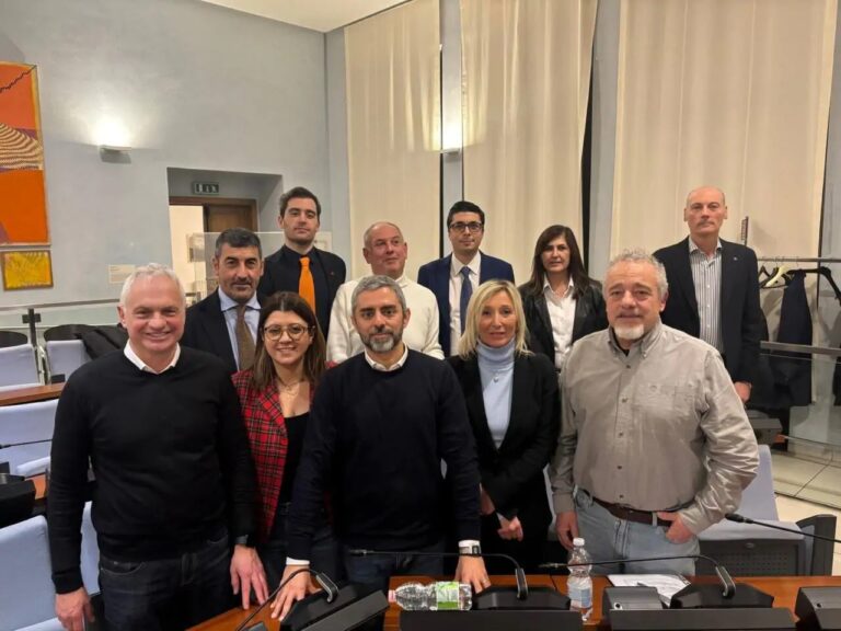 Pesaro – Riqualificazione di Viale Trieste, il centrodestra: “Che fine hanno fatto i progetti?”