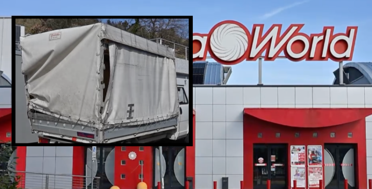 Notte di furti a Pesaro, assalto con furgone al Mediaworld: bottino da 100mila euro (FOTO)