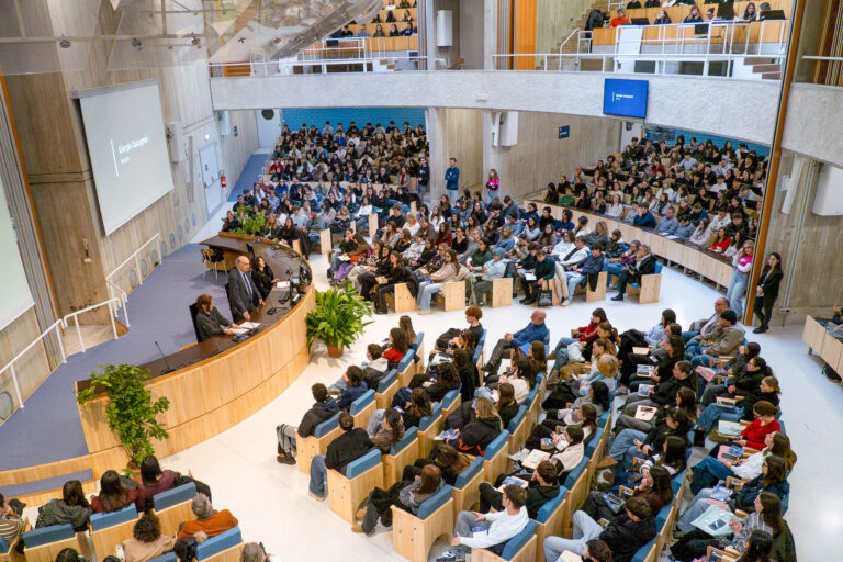 Oltre 3.000 studenti a Urbino per Università Aperta: orientamento e futuro al centro