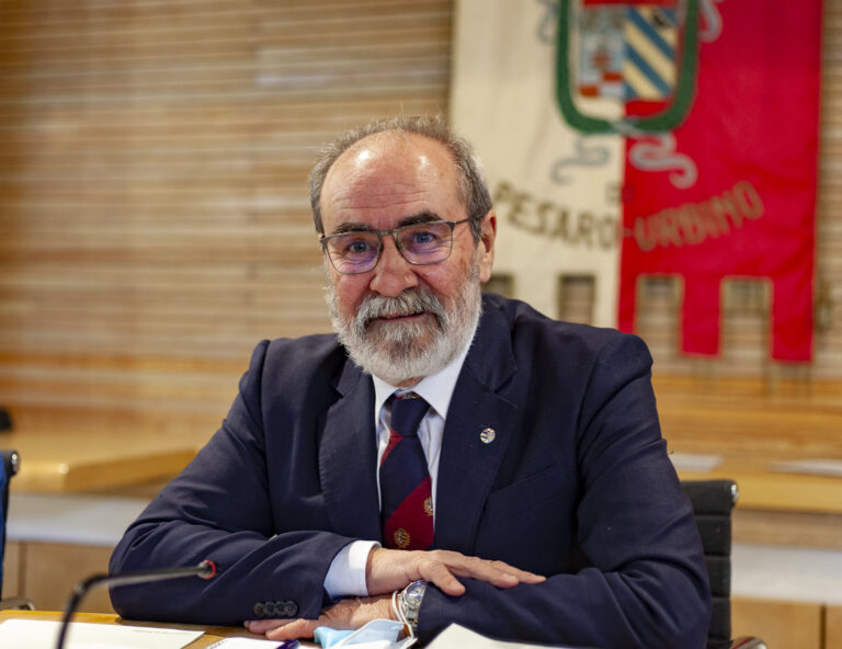 La Provincia di Pesaro-Urbino apre alla settimana corta nelle superiori: via al confronto con i presidi