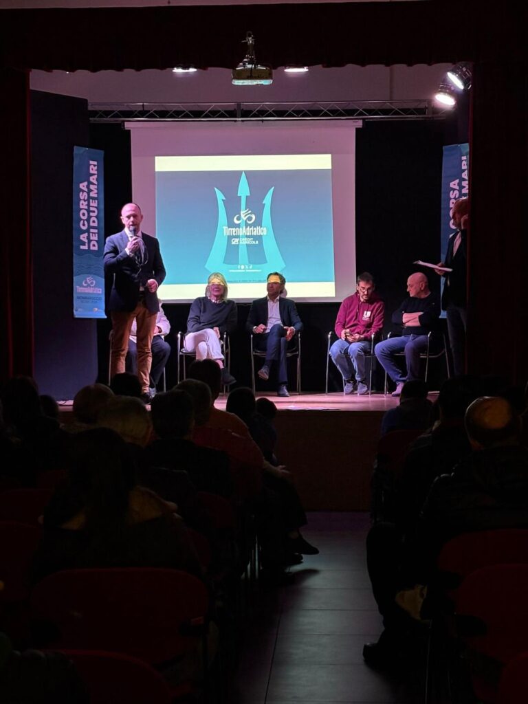 Mombaroccio Capitale Mondiale del Ciclismo: il 13 Marzo la Tirreno-Adriatico incorona il borgo pesarese