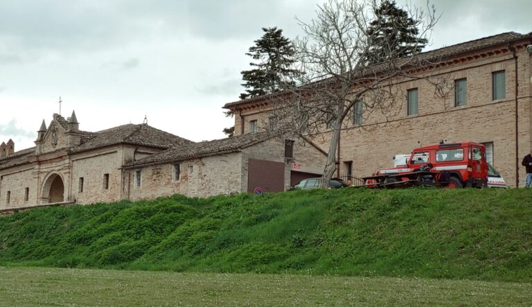 Monte Giove, cade e muore nel pozzo. Indagini per chiarire la dinamica: non si esclude la caduta accidentale