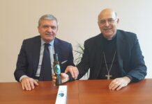 Il Questore di Ancona dona ai Vescovi delle Diocesi l’olio proveniente dal Giardino della Memoria di Capaci
