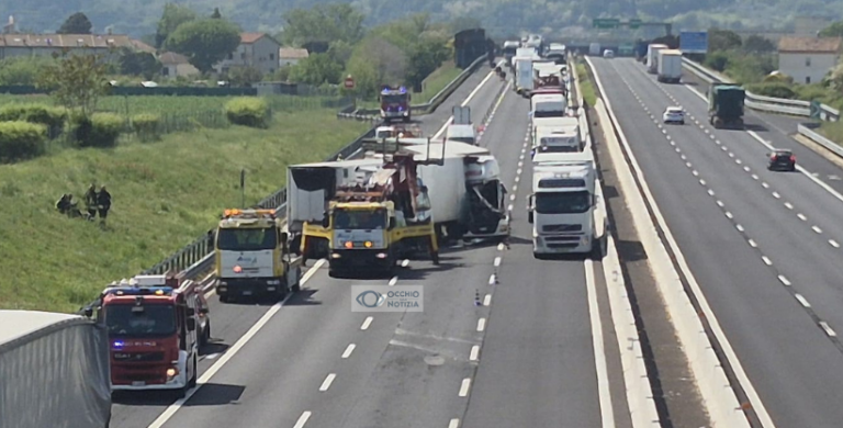 Doppio incidente in A14 tra Pesaro e Fano: tratto chiuso e feriti