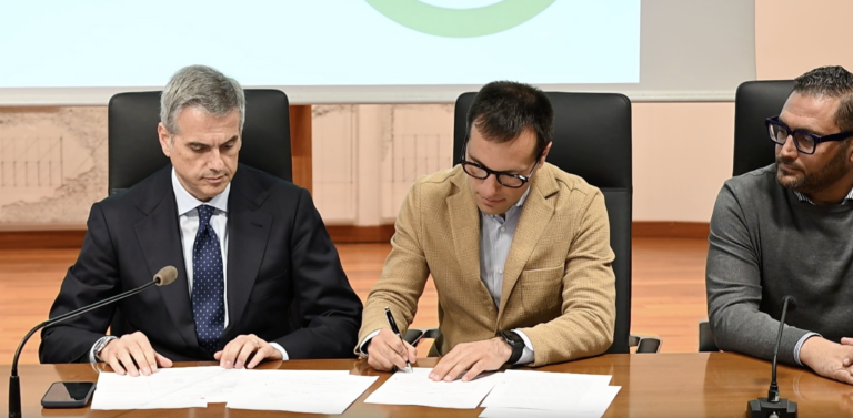 Dragaggio porto di Fano, firmata la convenzione tra Regione e Comune. Lavori da 2,5 milioni entro il 2028