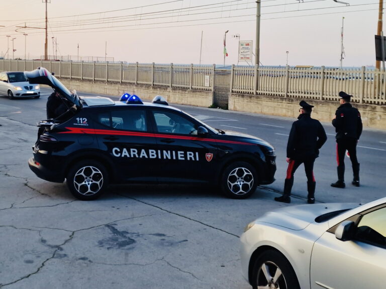 Falconara, furto di 8 tonnellate di cavi di rame in un cantiere: tre uomini denunciati dai Carabinieri grazie a videosorveglianza e riconoscimento facciale