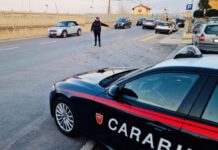 Tenta rapina in un supermercato e aggredisce la direttrice: arrestata 41enne a Falconara