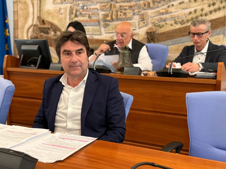 Porto di Pesaro, Biancani: “Gli 11 milioni revocati dal Governo Meloni, il Comune non ha bloccato il progetto”
