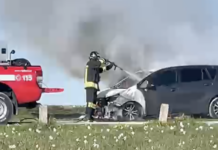Auto in fiamme sul Monte Petrano: intervento dei VVF (VIDEO)
