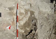 Dagli scavi in Piazza Costa emergono i probabili resti della pavimentazione della Basilica di Vitruvio