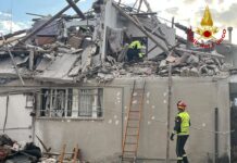 Esplosione a Porto Sant’Elpidio, Acquaroli sul posto: “Vicini alle famiglie coinvolte”