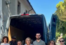 Solidarietà per l’Ucraina: dall’Ospedale Santa Croce di Fano donati letti e attrezzature sanitarie