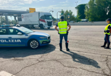Ricercato arrestato in A14 dalla Polizia Stradale di Fano: guidava senza patente né assicurazione