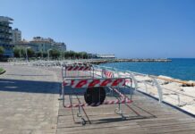 Pesaro, Fratelli d’Italia critica: “Lungomare indecoroso in piena estate”
