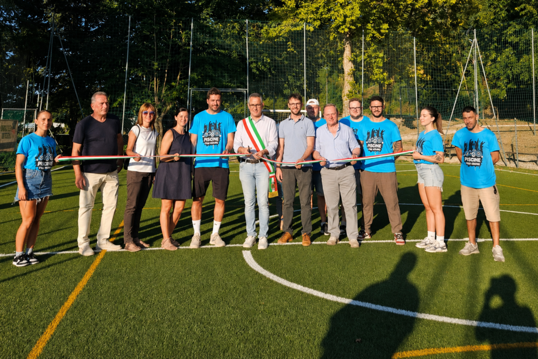 Taglio del nastro inaugurazione campo da calcetto Villanova