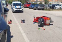 Incidente a Torrette di Fano, Vespa tampona una BMW: un ferito