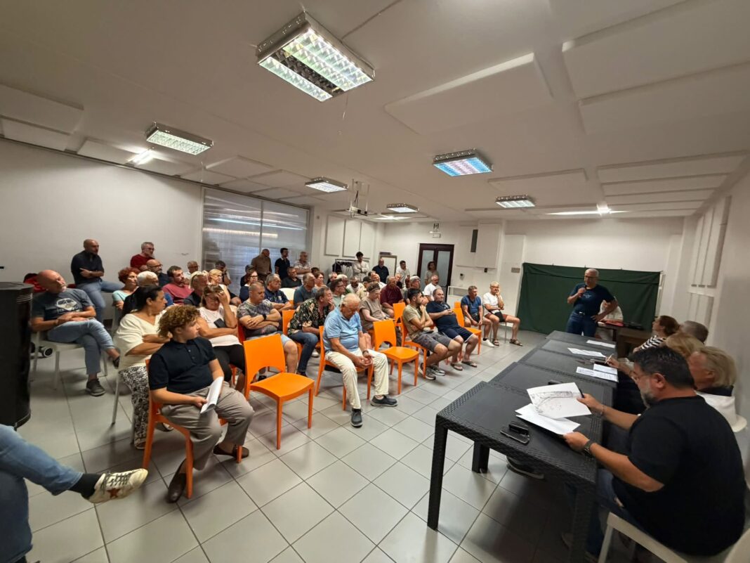 immagine assemblea comitato