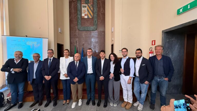Pergola, la Fiera del Tartufo Bianco diventa internazionale: tre domeniche tra gusto, Champagne e territorio
