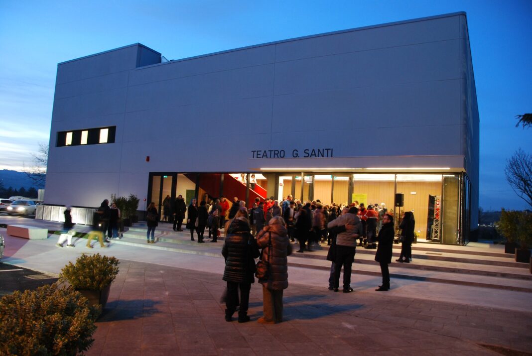 FOTO TEATRO G. SANTI PER LOCANDINE
