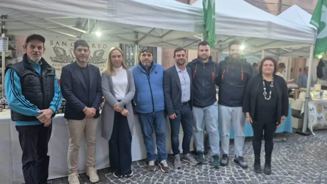 Gli associati Cia con l'Assessore Regionale Enrico Rossi