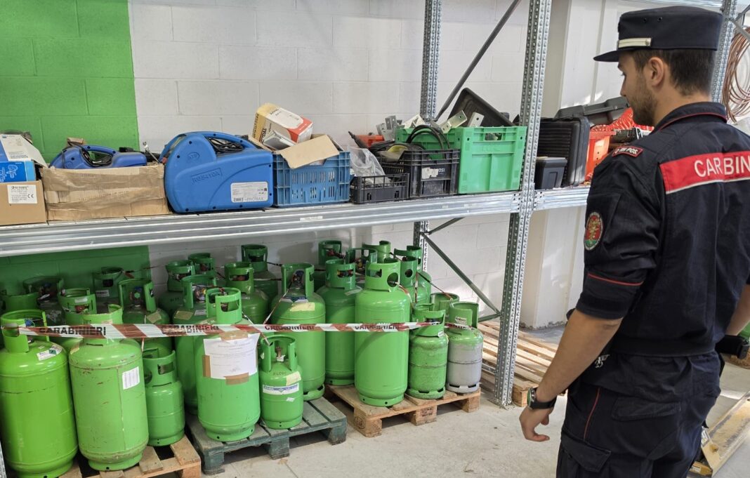 SEQUESTRO F GAS